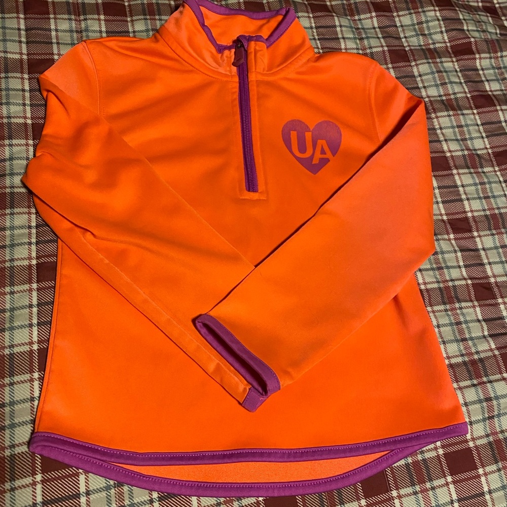 Girls Under Armour sweatshirt